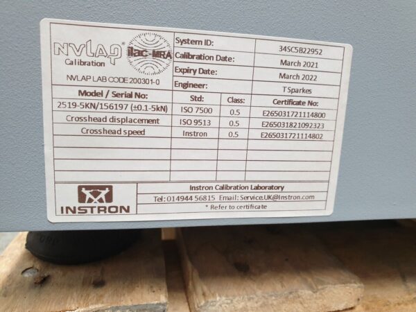 Instron 34SC-5 Single column materials testing system - Image 2