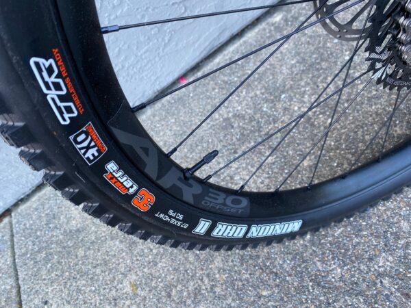 Santa Cruz 5010 S / Carbon C 2024 - Image 12